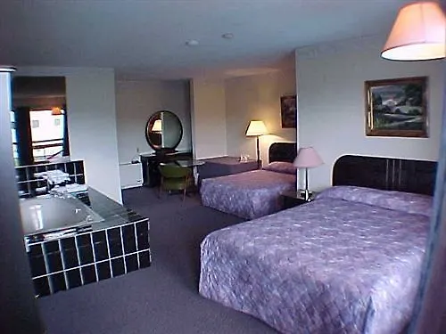 7 Nights Stay Niagara Falls 2*,  Canada